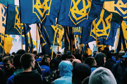 Рух «Азов» оголосив про створення політичної партії