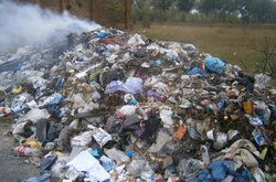 На Хмельниччині знайшли гору сміття зі Львова