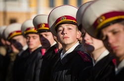 На Софійській площі в Києві військові ліцеїсти склали присягу