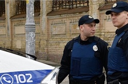 Правоохоронці несуть службу в посиленому режимі