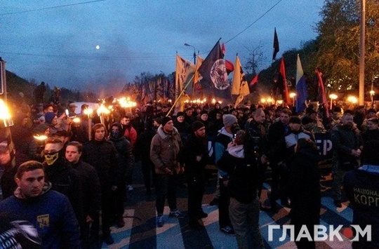 Марш Нації у Києві пройшов у супроводі поліції та медиків