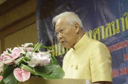 В Таїланді покійного короля замінить 96-річний екс-прем'єр країни