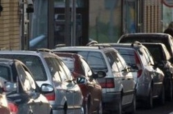 У чергах на кордоні з Польщею стоять понад 600 автомобілів 