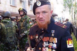  Обвішаний «нагородами» «Моторола» 