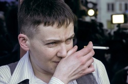 Савченко відповіла на погрози Захарченка: Який ти після цього на х*** офіцер