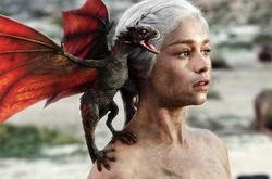 Эмилия Кларк из «Игры престолов» обзавелась особняком в Лос-Анджелесе