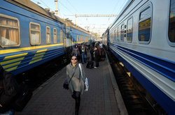 До осінніх шкільних канікул запустять п’ять додаткових поїздів