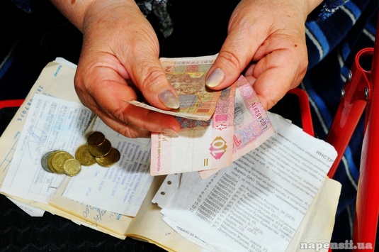 У Яценюка розповіли, як субсидії і розстрочка комунальних платежів допоможуть бідним українцям 