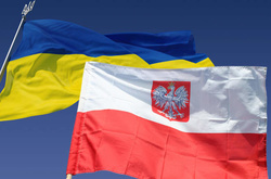 Верховна Рада України доручила голові Верховної Ради України невідкладно направити текст декларації до Сейму Республіки Польща