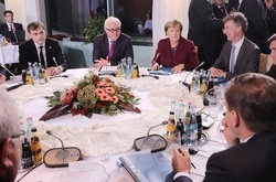 Після зустрічі «нормандської четвірки» - паперова «дорожня карта»