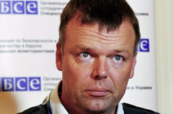 Процес розведення сил на Донбасі призупинився – місія ОБСЄ