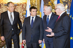  Павло Клімкін, Сергій Лавров, Жан-Марк Ейро та Франк-Вальтер Штайнмайєр 
