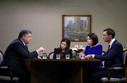 Порошенко наполягає на продовженні санкцій щодо Росії на весь 2017 рік