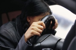 П’яна горе-мати катала дитину нічним Києвом