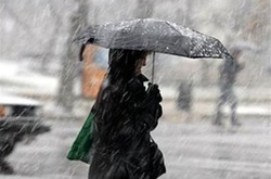 У середу очікуються дощі з мокрим снігом