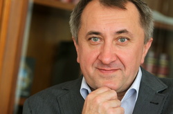 Екс-міністр, який переховувався в Чехії, став головою ради Нацбанку