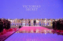 Victoria’s Secret проведет показ в самом романтичном городе мира