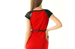 Танец воспитательницы детсада в коротком платье взорвал сеть