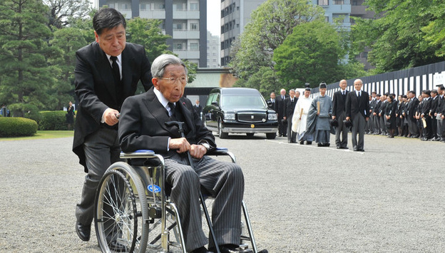 В Японії помер найстаріший член імператорської родини принц Мікас