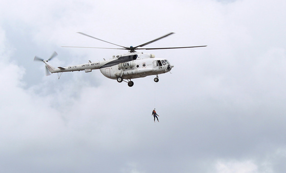 Як українські льотчики в Ліберії підкорюють небо. Фотогалерея