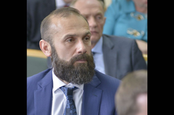 Артур Ємельянов