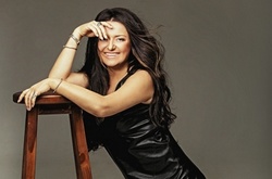 Наталья Могилевская выпустила новую песню о любви и женской внутренней силе