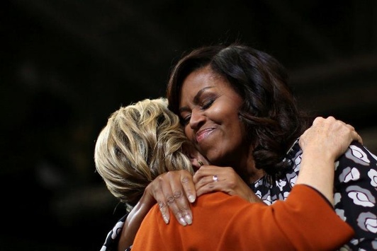 Cправжня жіноча дружба: Мішель Обама підтримала Хілларі Клінтон на виборах у США
