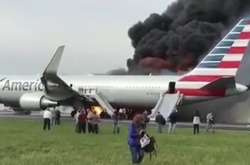 В Чикаго загорівся літак з пасажирами