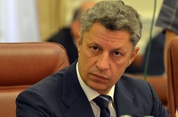 Лідер «Опоблоку» Юрій Бойко задекларував 17 тисяч гривень пенсії, а от його дружина...