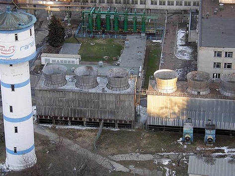 Як у Києві демонтували водонапірну башту заводу «Галактон»