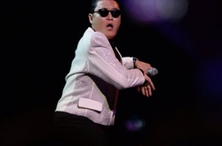 Рекорды youtube: второй видеоклип PSY набрал миллиард просмотров