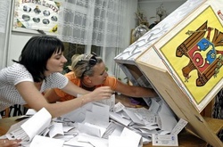Вибори у Молдові: Медведчука потішіло лідерство проросійського кандидата