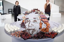 Потрясающие картины из еды, которые открываются только под определенным углом