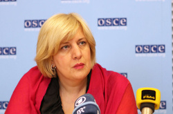 Представник ОБСЄ з питань свободи ЗМІ засмучена відставкою Аласанії