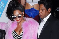 Бейонсе примерила образ куклы Барби 