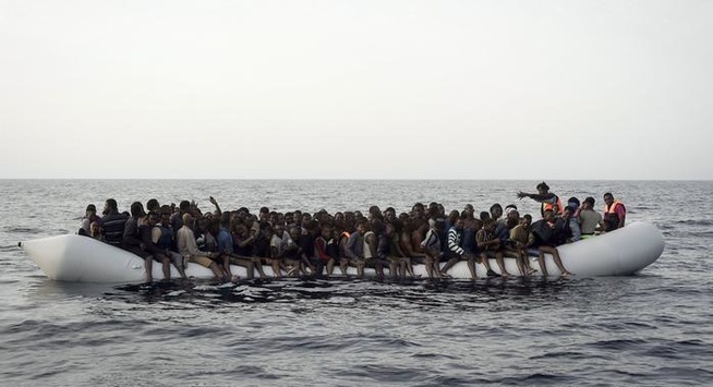 У Середземному морі затонуло два човни з мігрантами. Загинулл майже 240 людей