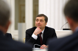 В Авакова заявляють про автентичність «листів Суркова»