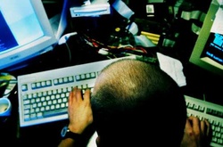 Російські хакери намагатимуться впливати на підсумки виборів в європейських країнах, - The Wall Street Journal