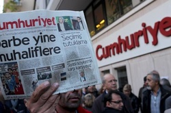 ЄС критикує Туреччину за тиск на пресу