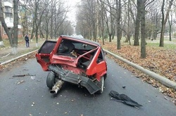 ДТП у Краматорську: поліцейський «влетів» у припарковану автівку