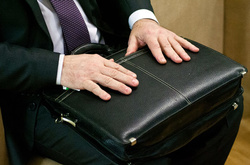 Директора «Миколаївського облавтодору» підозрюють у вимаганні 400 тис. грн хабара