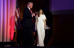 Мелания Трамп: модные образы новоиспеченной первой леди США