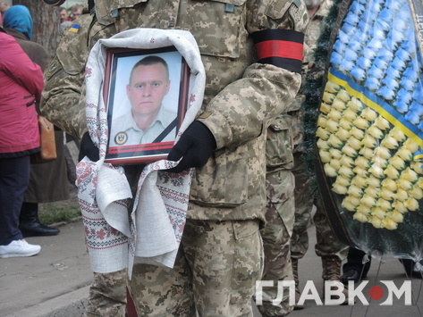 У Києві попрощалися із загиблим на Донбасі морським піхотинцем