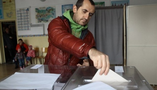 У Болгарії сьогодні – другий тур президентських виборів
