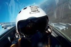 Неймовірне відео з кабіни українського винищувача МіГ-29