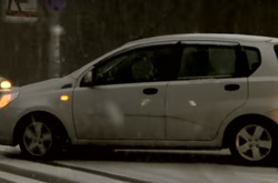 Снігова хуртовина у Києві викликала масові ДТП