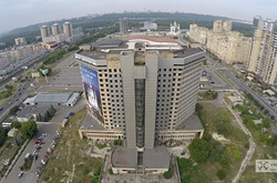 В «Самопомочі» пропонують забрати у «Нафтогазу» будівлю на Лівобережній та переселити туди столичних чиновників