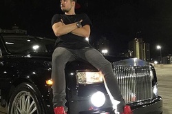 Rich Russian Kids: Діти російських олігархів вихваляються колекціями золотої зброї