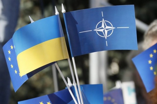 Україна має запропонувати свою територію для розміщення баз НАТО – Безсмертний