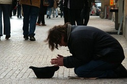 На Вінниччині жінка викрала з лікарні інваліда і змусила його жебракувати